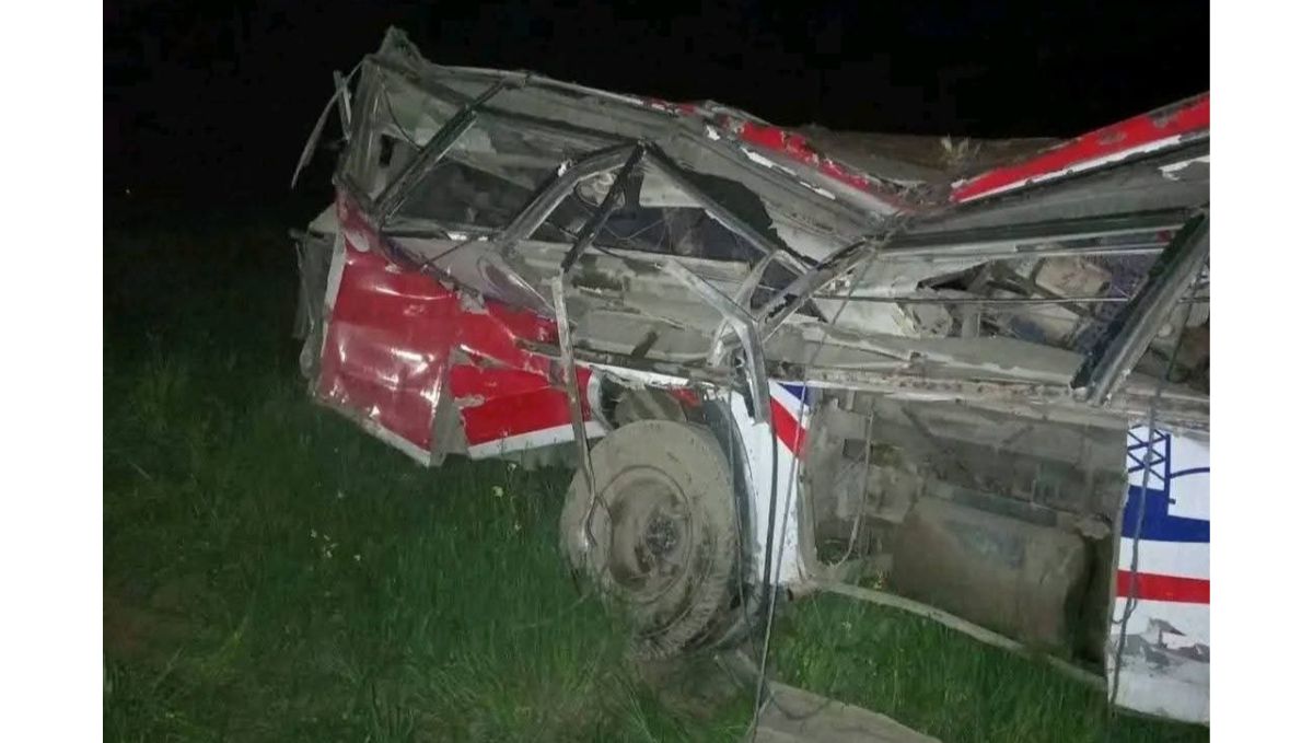 बैतडीमा जन्ती बोकेको बस दुर्घटनास् बेहुलाका परिवारसहित १३ जनाको मृत्यु, ३४ घाइते