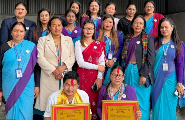 स्थापना दिवसमा धनकुटाका तीन गाउँपालिकाले सामाजिक–शैक्षिक तथा प्रशासनिक क्षेत्रमा योगदान पुर्‍याउनेहरूलाई सम्मान